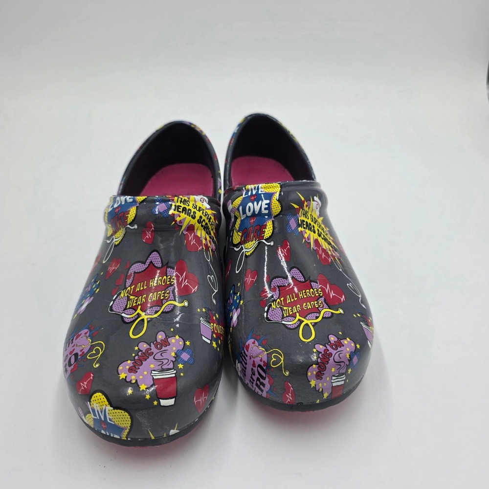 Anywear Healthcare Hero Comic Pop Art Clogs Slip Resistant Mens 5 Womens 7